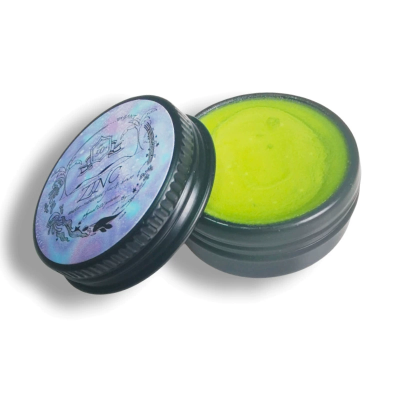 A piece of Bali ZINC sunscreen mud rod color snorkeling outdoor surf and ski special physical sunscreen