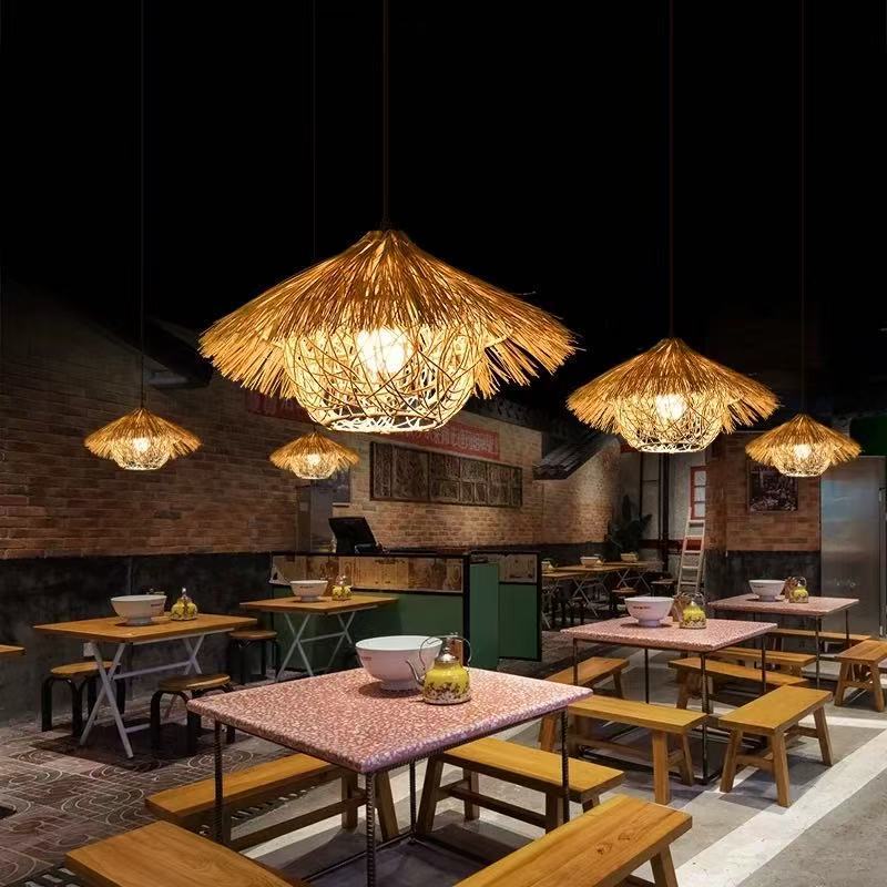 Natural Rattan Straw Hat Lampshade, Japanese Wabi-Sabi Style, Unique Rattan Art Lamp, Southeast Asian Bamboo Weaving, Suitable for Living Room and Homestay