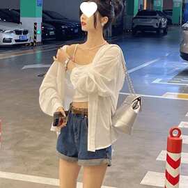白色蕾丝帽衬衫外套薄款女2026新款春季法式洋气宽松别致上衣