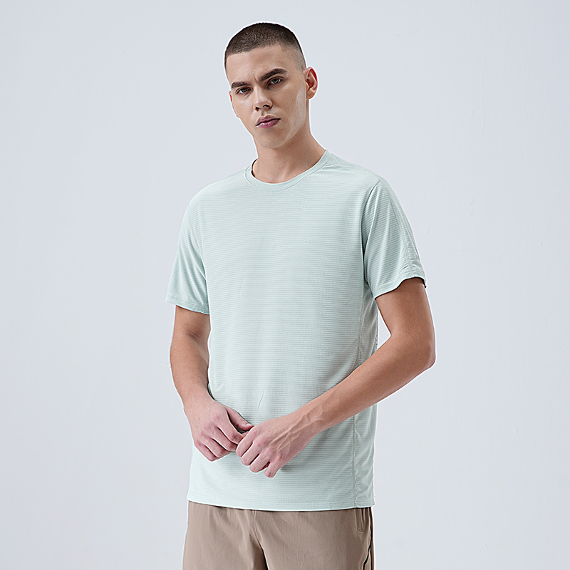 25 primavera y verano nueva camiseta de manga corta elástica de humedad transpirable para hombres running fitness camiseta de secado rápido