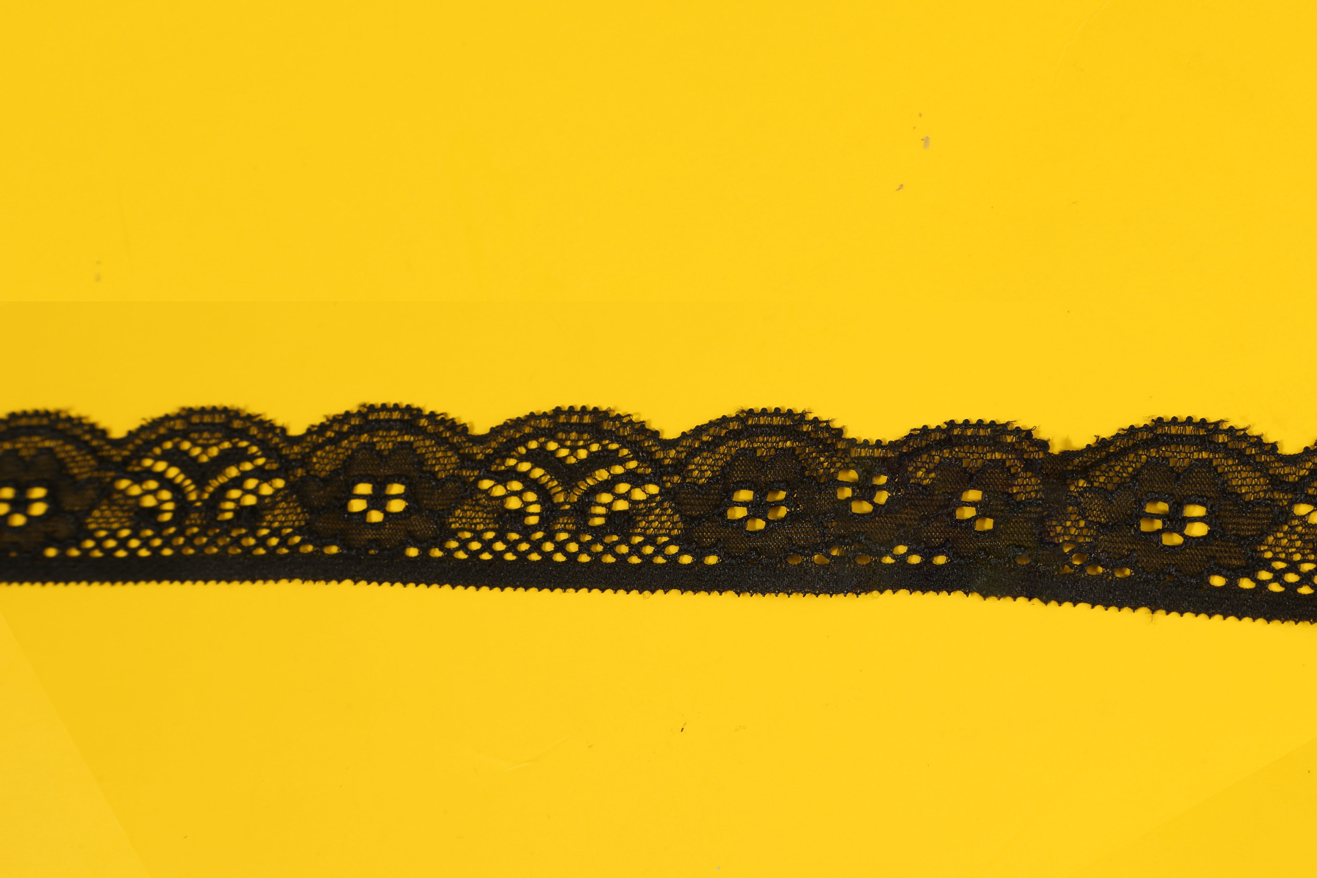 Accesorios de encaje de nylum blanco, decoración hueca de borde ancho de alta gama, cuello, falda, cortina, tela de mesa al por mayor