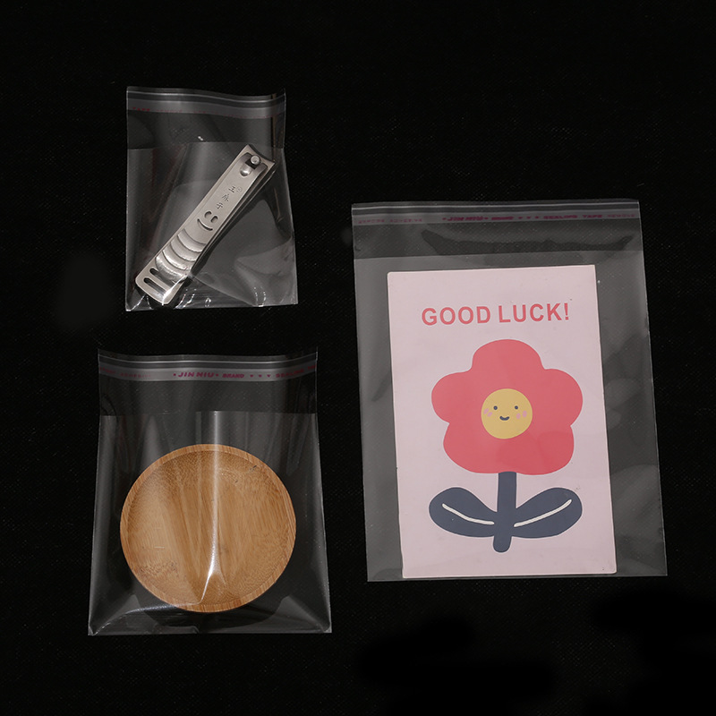 Small hair accessory