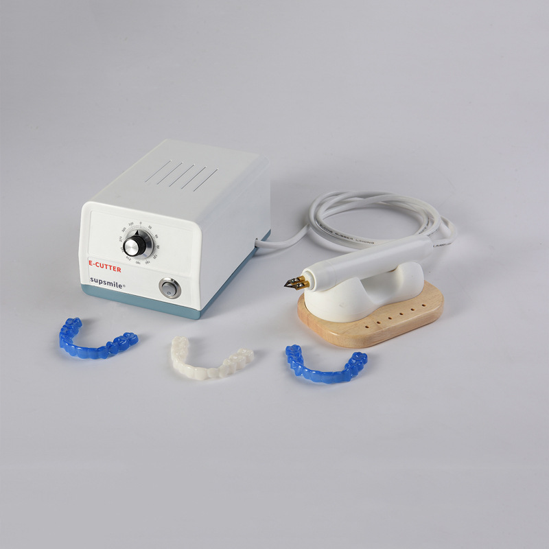 Cirugía eléctrica para protección de dientes de movimiento de la máquina de corte de diafragma dental retenedor de brazo de corrección invisible