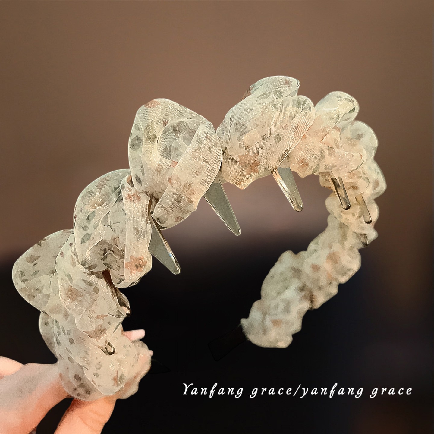 Beige floral pleated cloud mesh headband