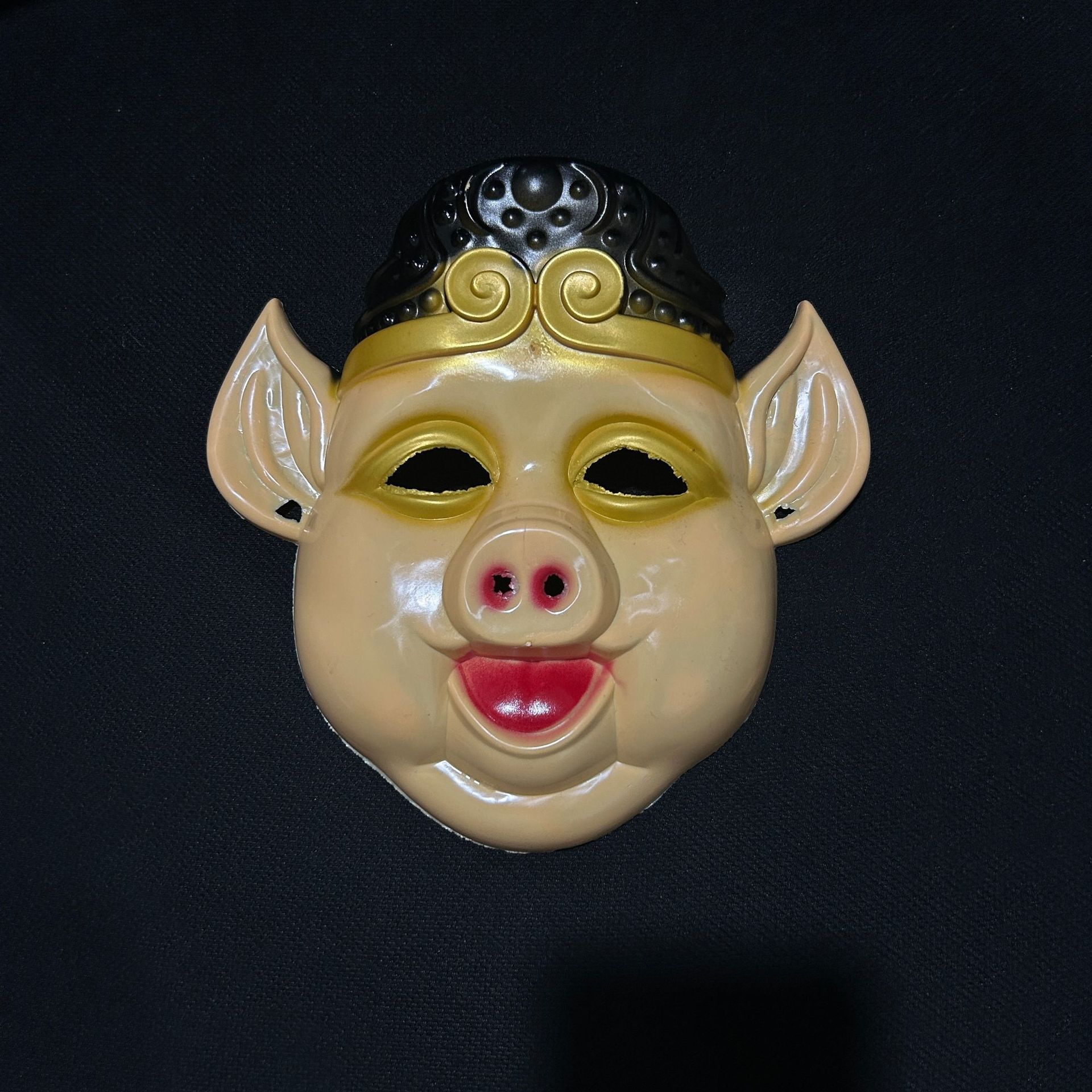 두건 돼지 여덟 반지