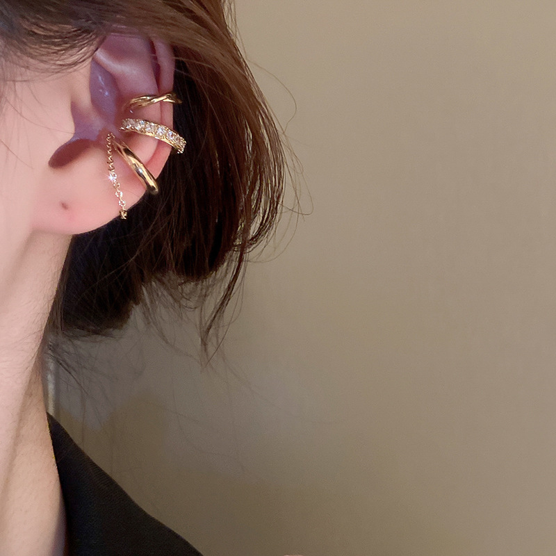 Pinzas de oreja en forma de C de circón galvanizado de oro real coreanas, pequeñas y exquisitas pinzas de hueso de oreja de todo fósforo, sin orejas perforadas, pendientes de nicho para mujeres