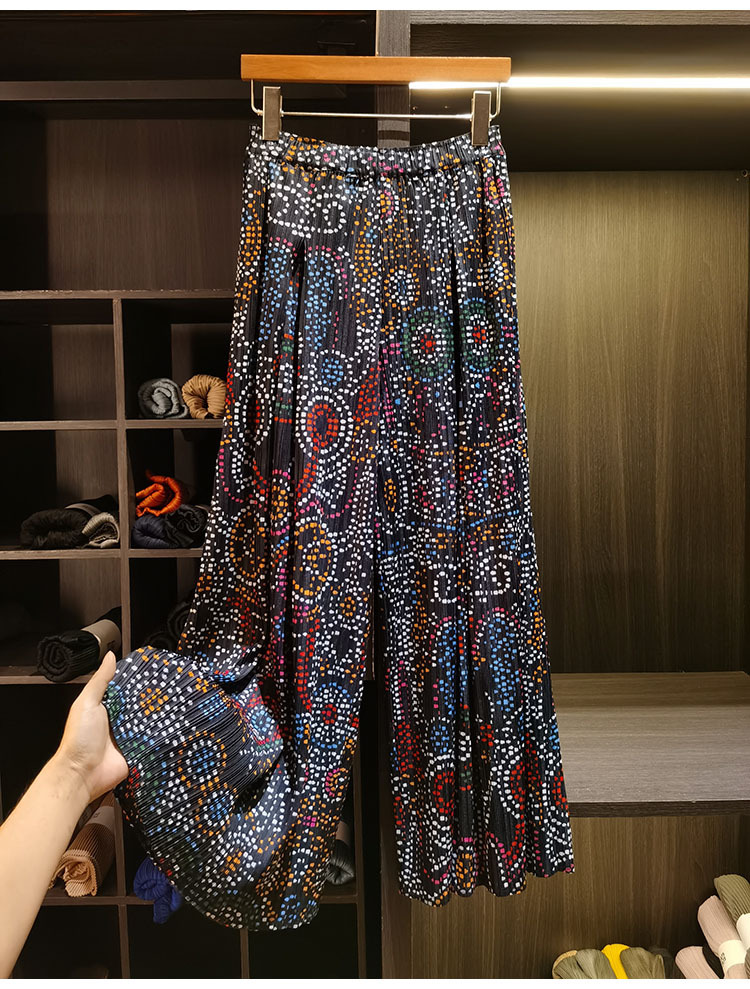 Quần culottes nữ ống rộng họa tiết bohemian, cạp chun nhún, dáng suông rộng, dài 9 phân — màu đen, màu trắng chi tiết 11