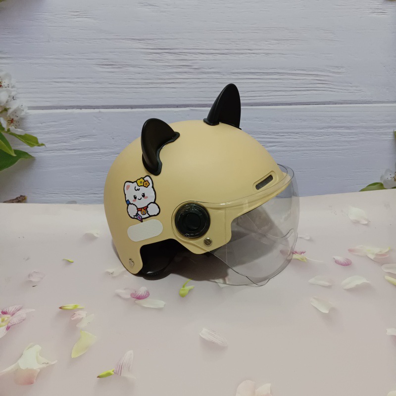 쓰는 고양이 [카키화이트 쇼트 + 검은 고양이 귀]