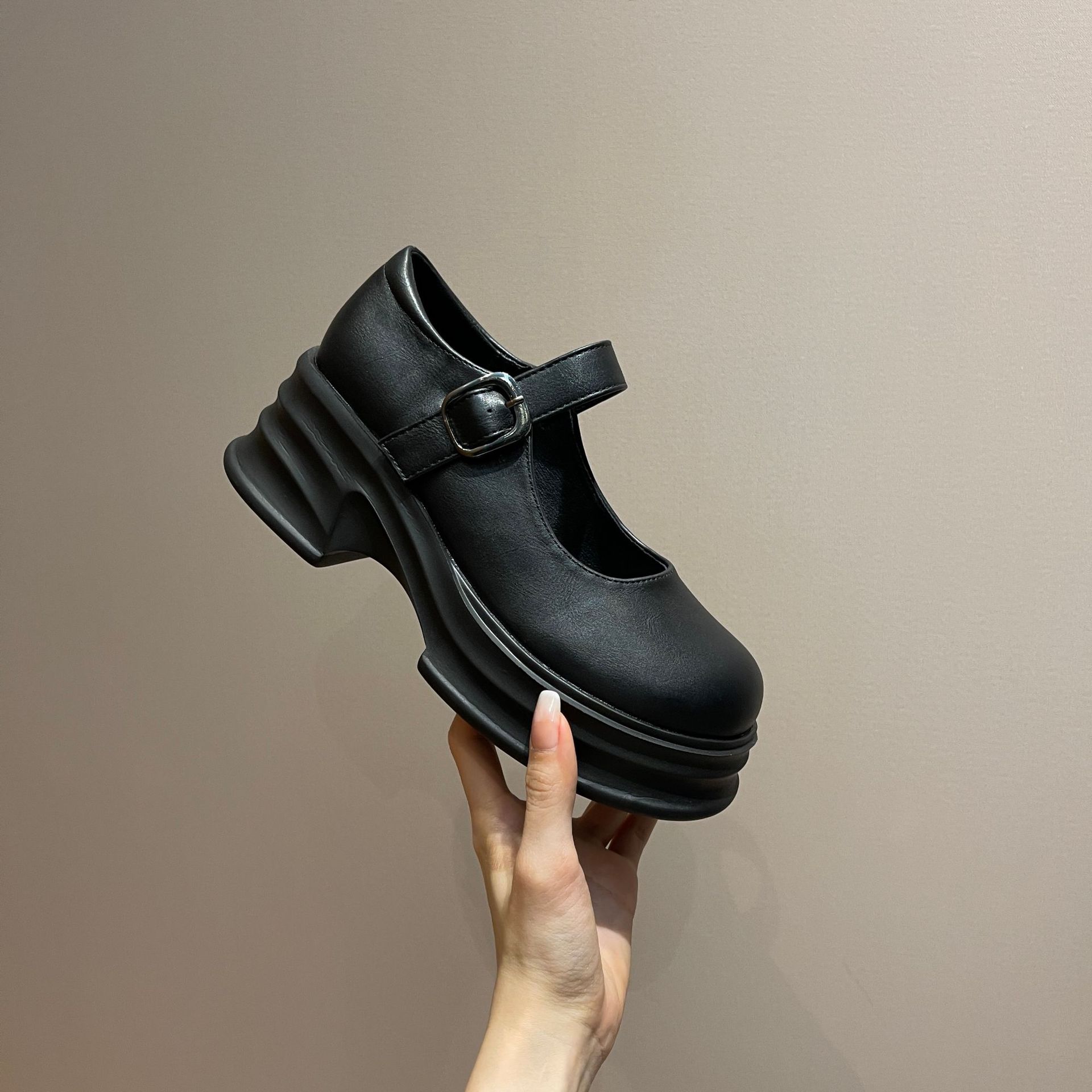 玛丽珍鞋女厚底浅口单鞋2025春英伦风圆头一字带扣小皮鞋复古风