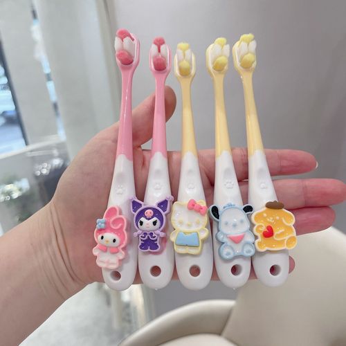 4 pack of cute princess children's toothbrushes with soft bristles for 3-6 years old, 6 to 12 years old, beginner baby toothbrush with ten thousand hairs