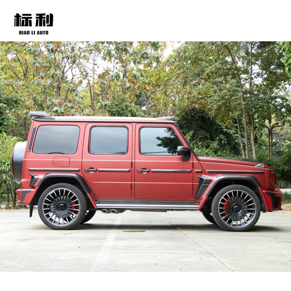 Mercedes-Benz G-Class W464/465, modified to W465 G900 style, including front and rear bumpers, engine cover, wheel arches, and spare tire cover – a complete set
