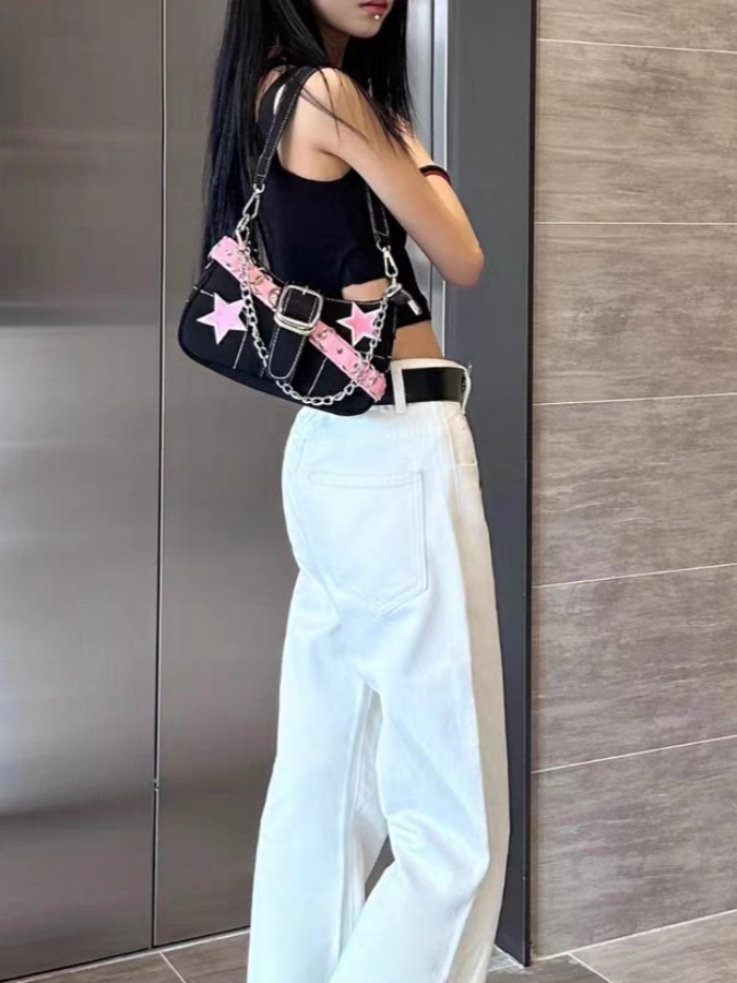 Bolso de diseño de nicho de mujeres punk pentagram, bolso de hombro, bolso de brazo de alta calidad de chicas dulces y calientes.
