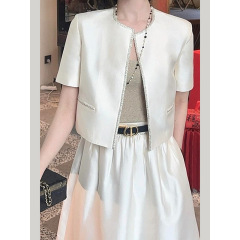 深セン南油2025夏服軽豪華高級感があります。