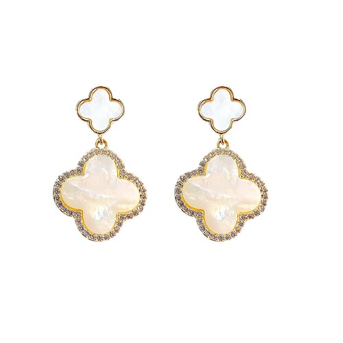 Japanese and Korean trendy women's elegant natural shell earrings trendy women's fashionable mother-of-pearl earrings 925 silver needle 77515