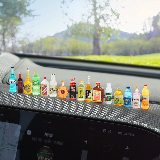 Car Creative Mini Small Wine Bottle Ornaments Beverage Bottle Ornaments Center Console Rearview Mirror Decoration Ornaments Car Interior Decoration