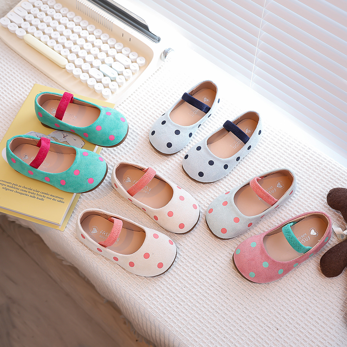 Polka Dot Kidsren's Small Leather Shoes 2025 Spring & Fall Girls' Shallow Mouth Flats Girls Princess Shoes Doudou Soft Bottom Baby Kidsren's Shoes