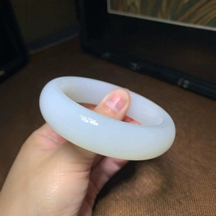 Jin Yu Tang Xinjiang Hetian Jade Suet Jade Bracelet Gentleman as Jade, Beautiful Jade with Beautiful People Suet Bai Jiao Ruyun Moon