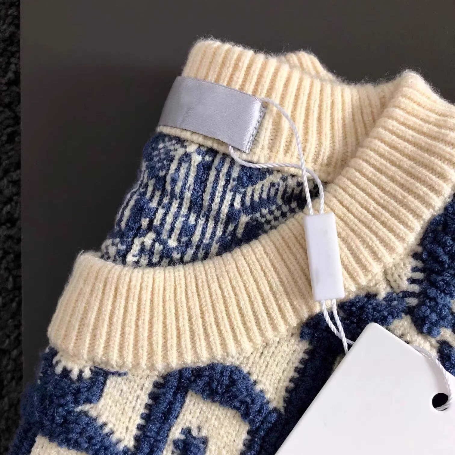 European Station 24 Autumn/Winter New Cd Jacquard Embroidery Men's Crew Neck Pullover Knit Sweater Casual Long Sleeve Sweater