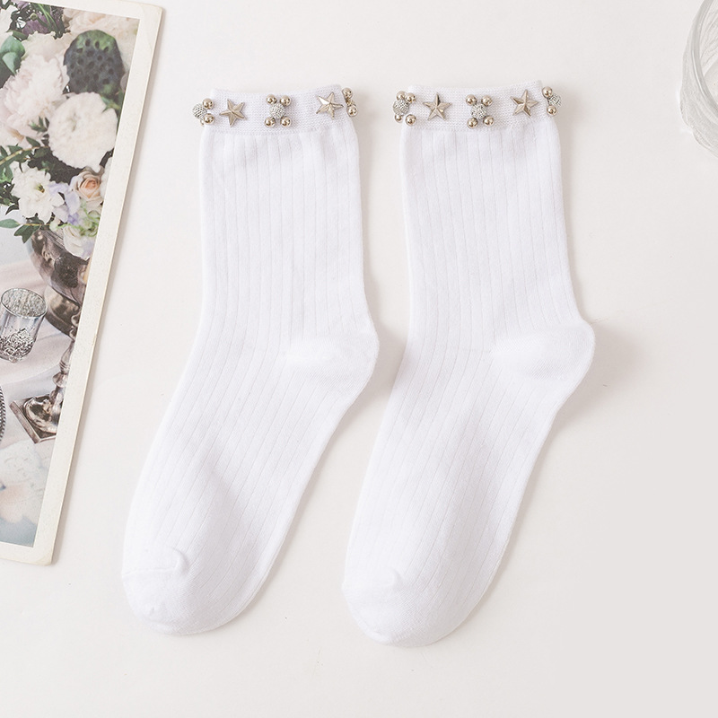 Otoño de las nuevas mujeres de media pantorrilla calcetines estrella cuentas personalidad moda calcetines color sólido blanco y negro llanura estilo preppy Calcetines image 12