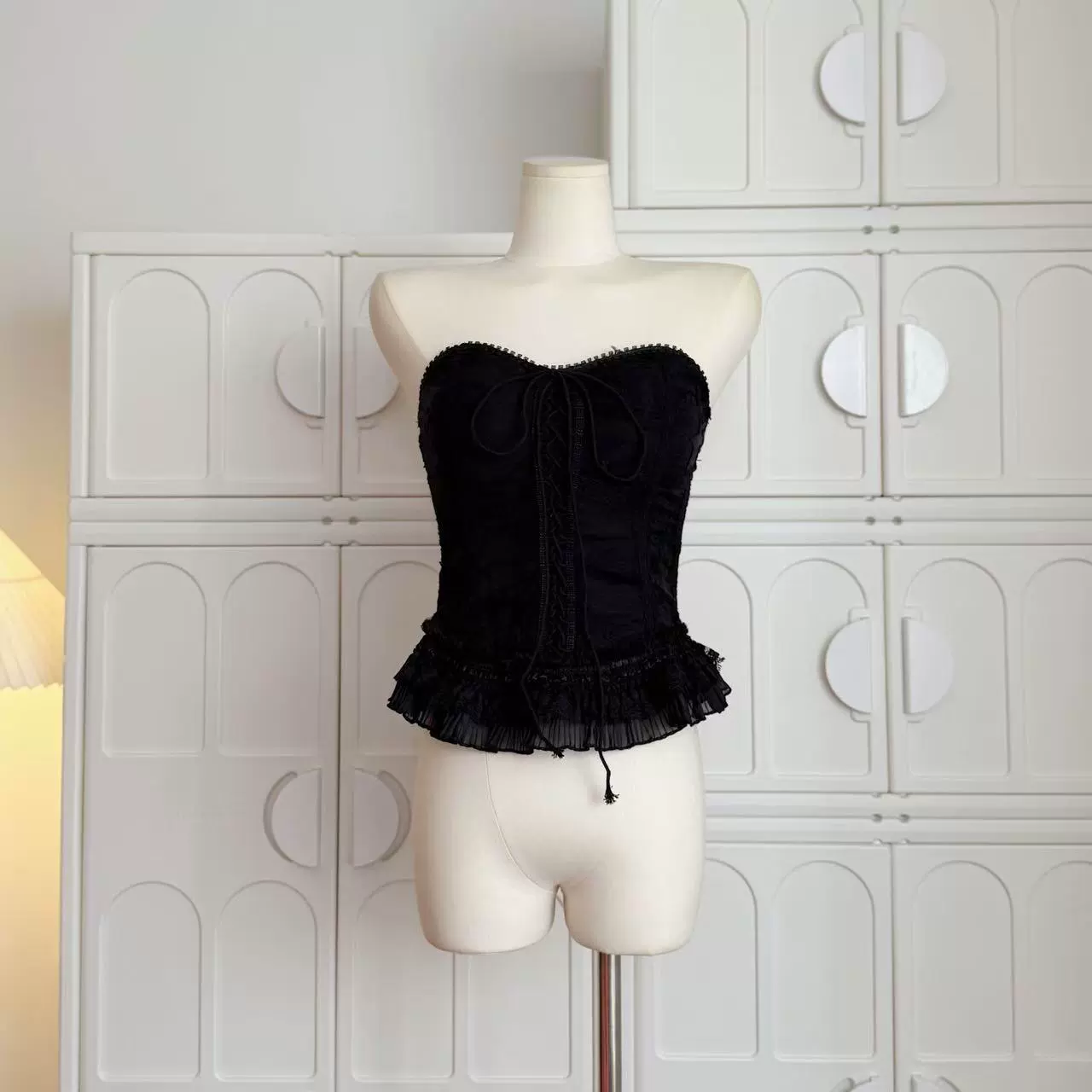 Top (women) lace corset with cups, removable straps — black, size S