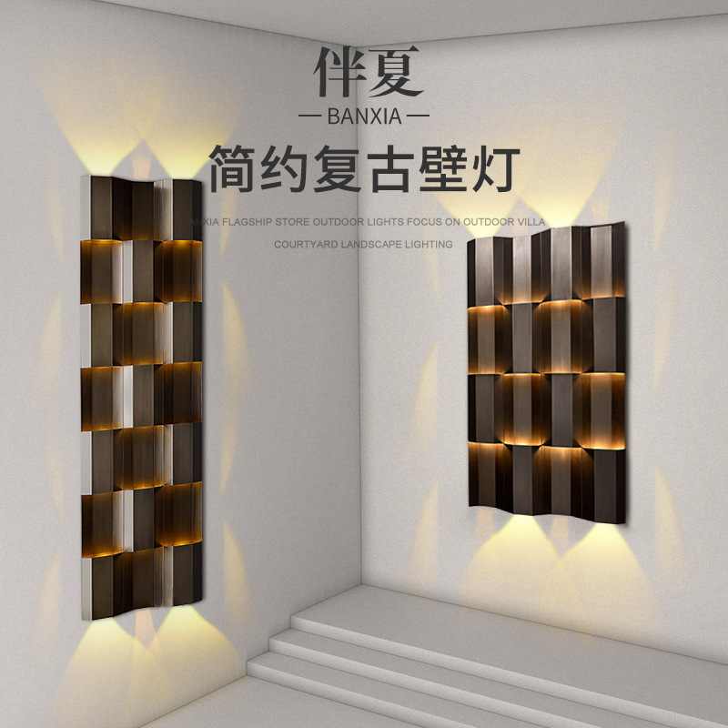 Outdoor wall lamp waterproof villa garden lamp European art retro exterior wall lamp club hall wall decoration lamp