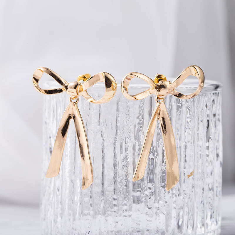 Bow Knot S925 Silver Needle Earrings display picture 3