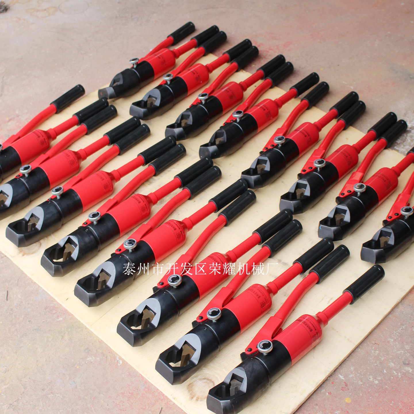 守诚机械销售制造 一体式螺母劈开器 整体式液压螺母劈开器