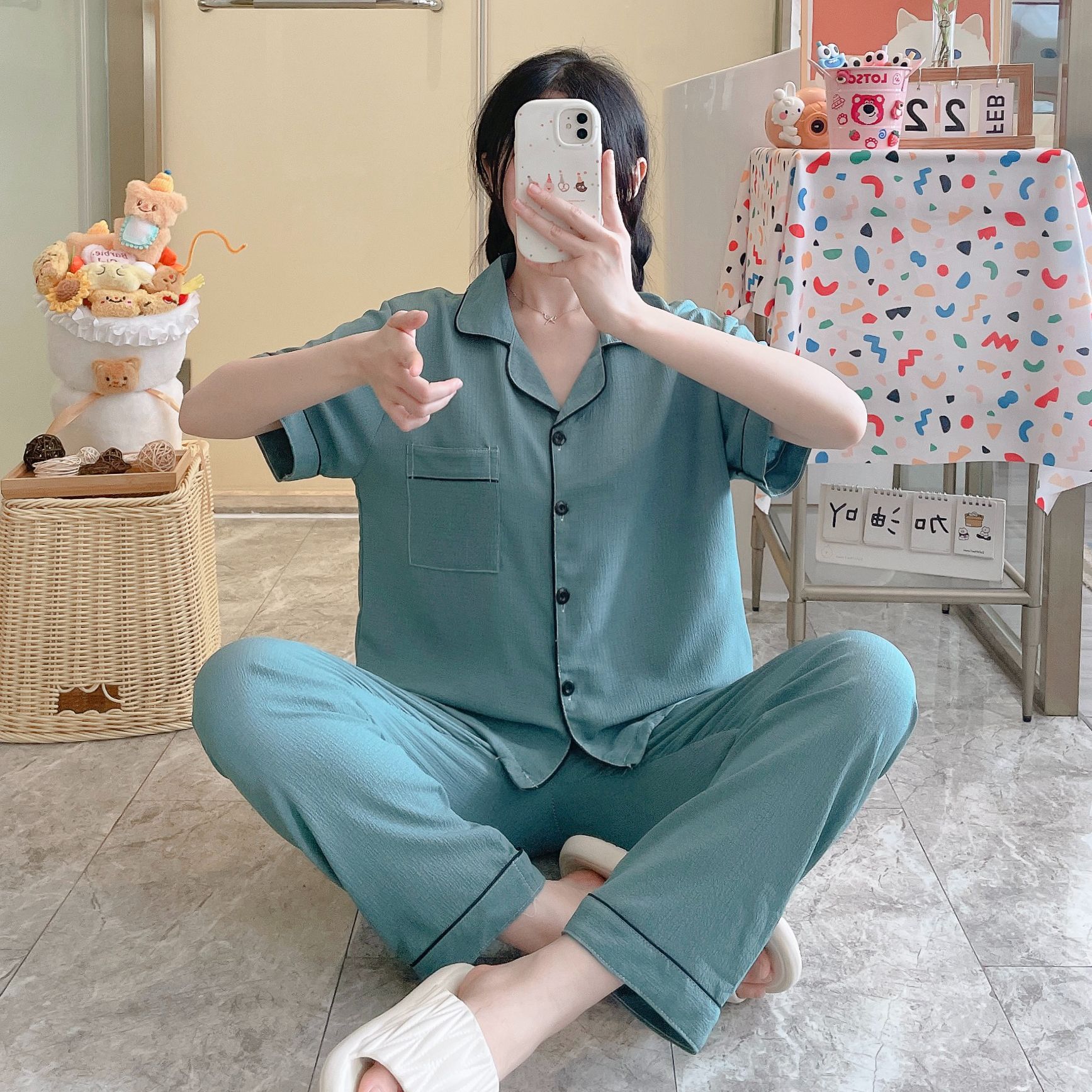 Comercio exterior transfronterizo al por mayor pantalones de manga corta pijamas mujeres verano espuma fina color sólido cardigan solapa traje de servicio a domicilio