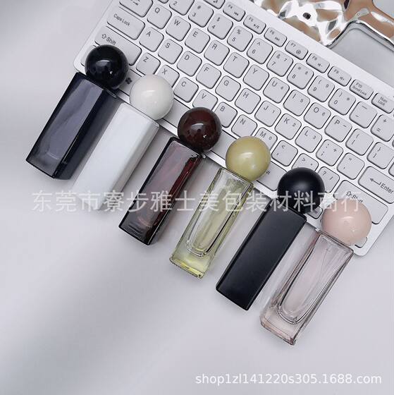 High-grade perfume sub-bottling small sample bottle square glass press spray 30 ml large capacity cosmetic empty bottle