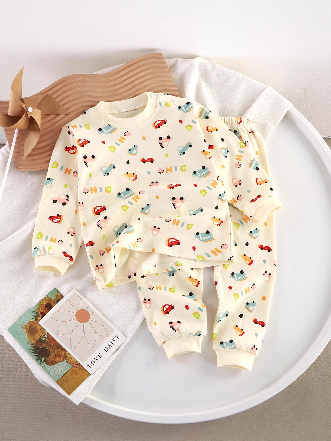 Children's clothing spring and autumn children's underwear set cotton autumn clothes boys and girls baby autumn clothes autumn pants pajamas home clothes wholesale Children's clothing spring and autumn children's underwear set cotton autumn clothes boys and girls baby autumn clothes autumn pants pajamas home clothes wholesale