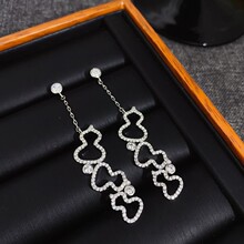 ��������ɫ�M��U�������J�������Ů�������|�r�в���ɫ���h