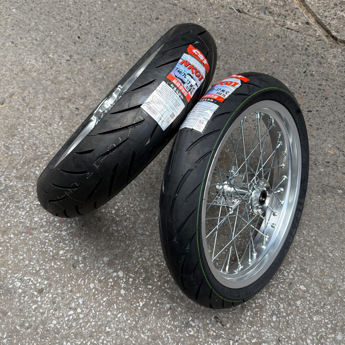 Suitable for Qiu Long Ji Feng modified front 110/70-17 and rear 140/70-17 widened semi-hot-melt NK01 slick tire rims