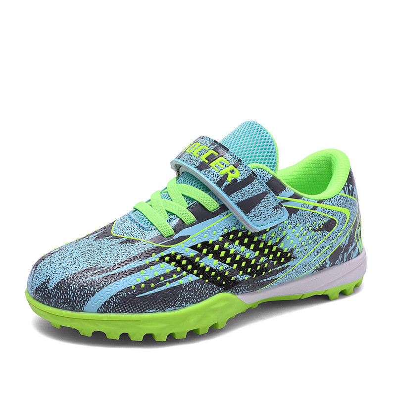 Verano nuevos productos transpirables niños velcro zapatos de fútbol zapatos deportivos para niños y niñas zapatos de entrenamiento anti-deslizante TF