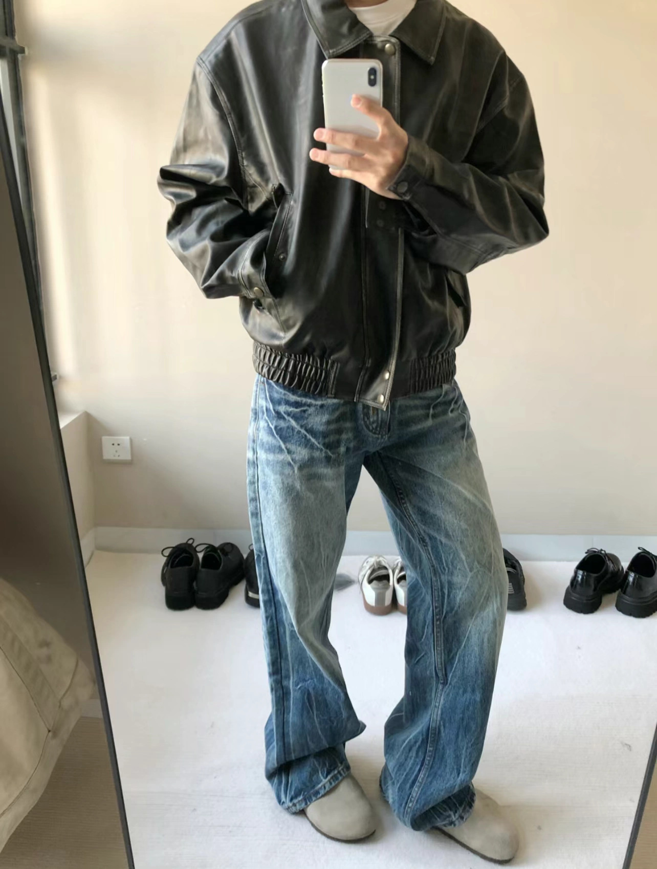 Vintage Washed Lightning Bolt Jeans Straight Leg Denim Pants_voghion.com