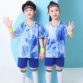 足球服;运动套装;健身服