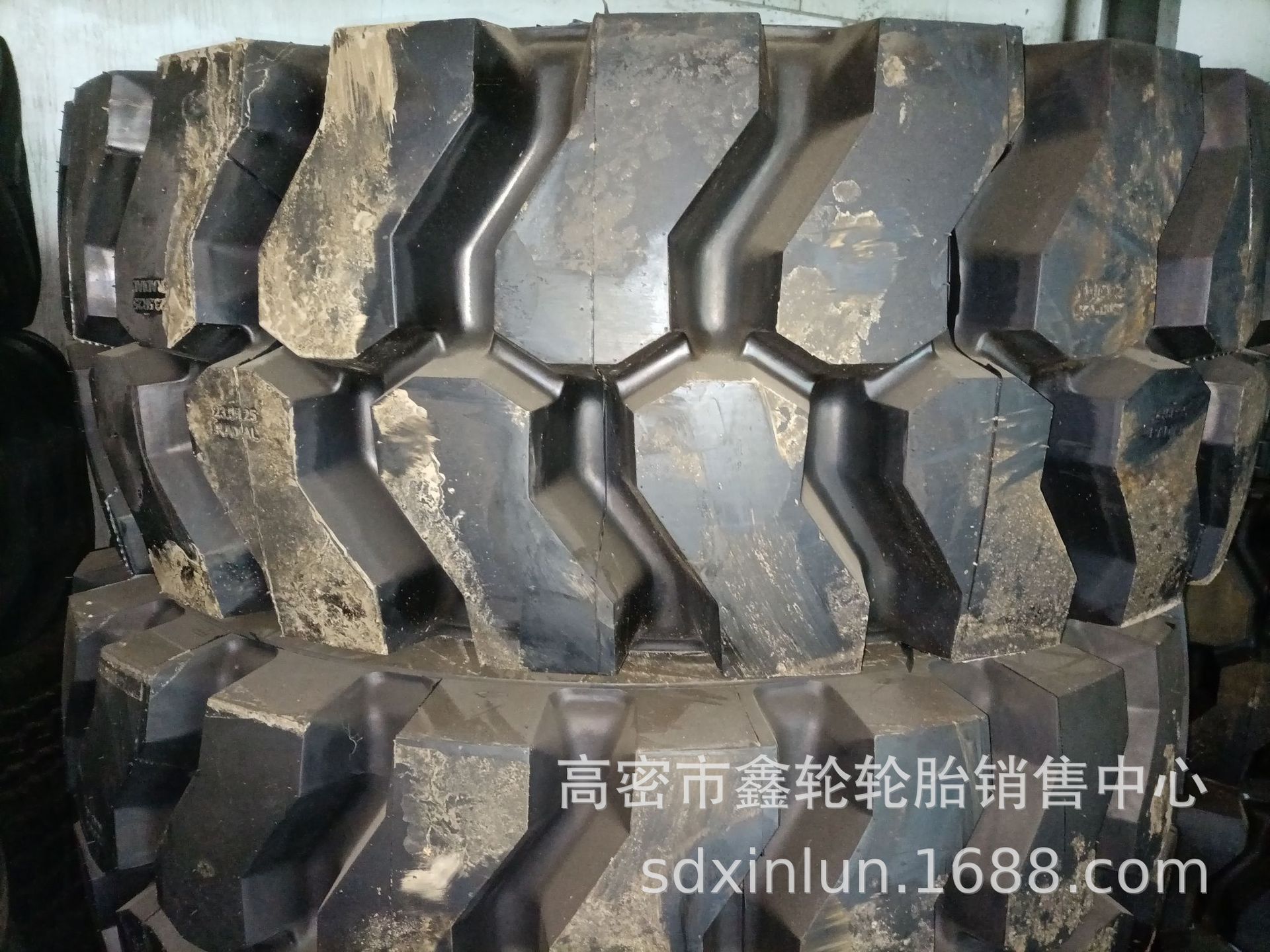 加深L-5花纹23.5-25 26.5-25铲车装载机23.5R25工程机械轮胎