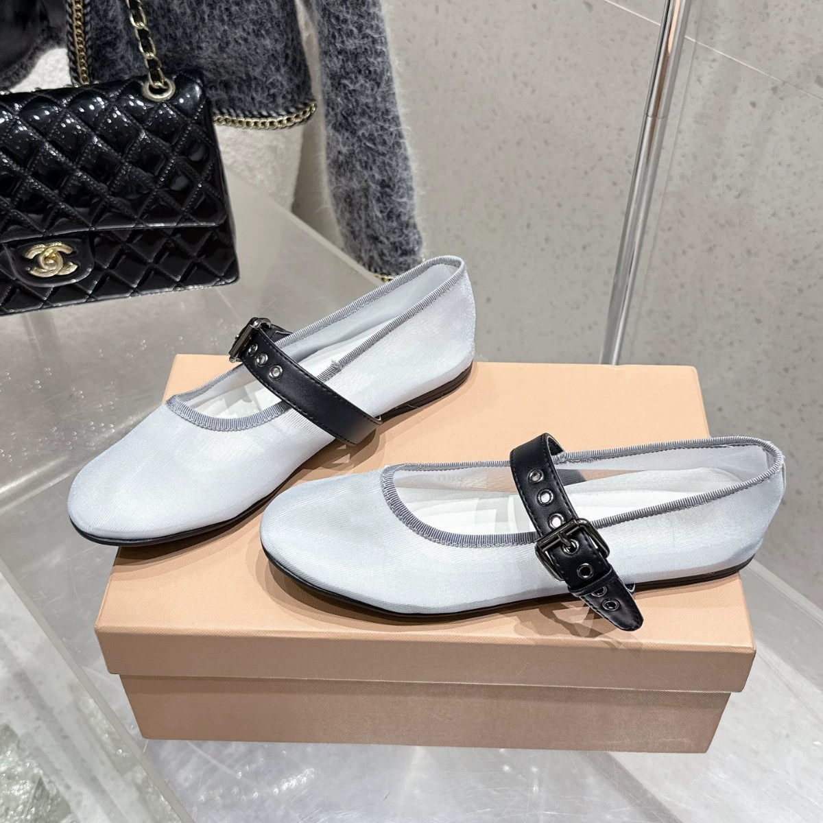 High-end version ~ 2025 new hollow flat-soled Mary Jane shoes buckle one-strip mesh ballet shoes single shoes for women