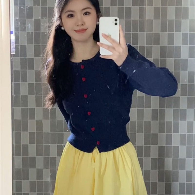 春季白雪公主配色穿搭一整套装时尚针织打底开衫+高腰黄色半身裙|undefined