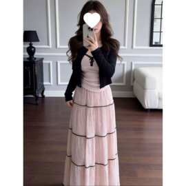 单大码女装新款修身显瘦吊带衫+针织长袖开衫+时尚蕾丝半身裙套装