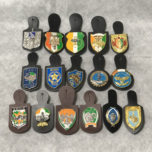 Manufacturer Customizes and Produces Zinc Alloy 3D Enamel Cap Emblem, Painted Metal Epaulette, Pu Leather Warrior Medal Commemorative Medal