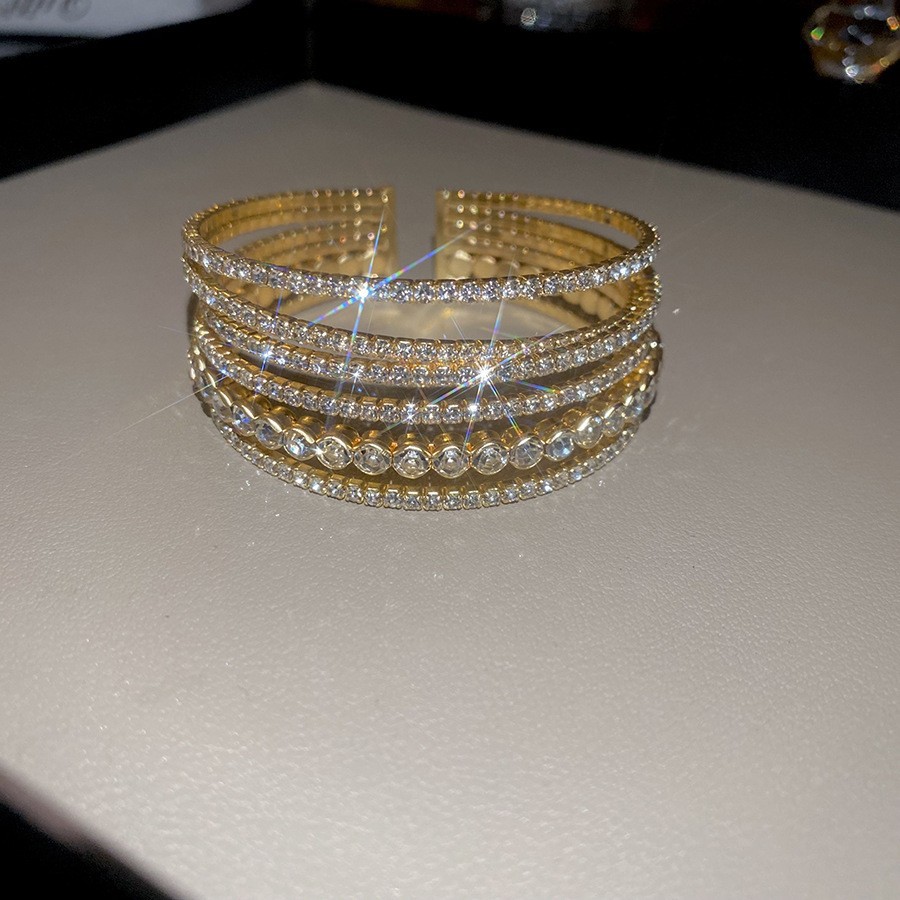 Pulsera elástica de diamantes de múltiples capas con perla artificial ins pulsera de moda exquisita pulsera de alta gama hermosa transfronteriza