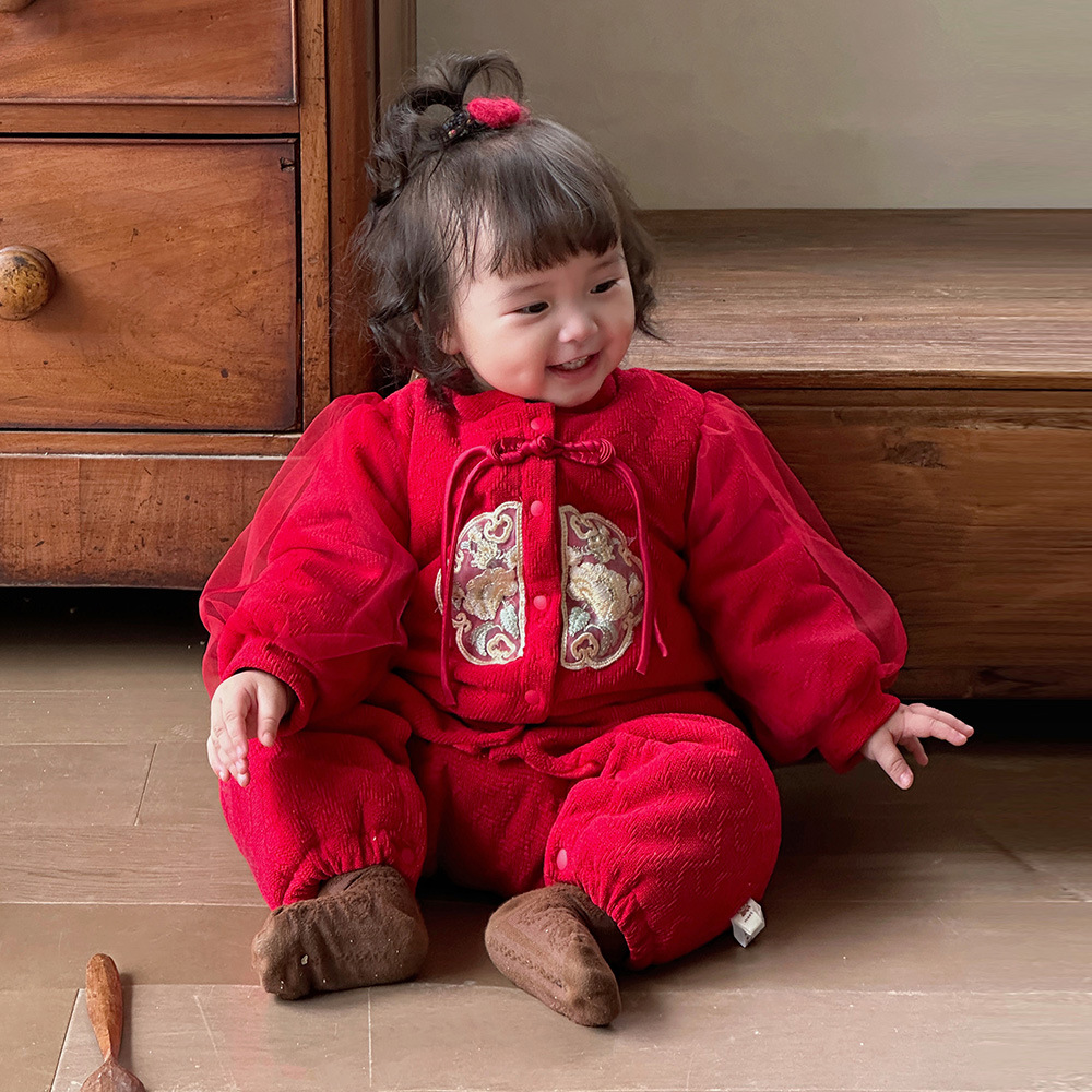 Ropa de bebé de una pieza de otoño e invierno más chaqueta de algodón con clip de terciopelo 0-2 años, luna llena, cien días, mameluco, ropa de Año Nuevo, ropa de fin de año 3