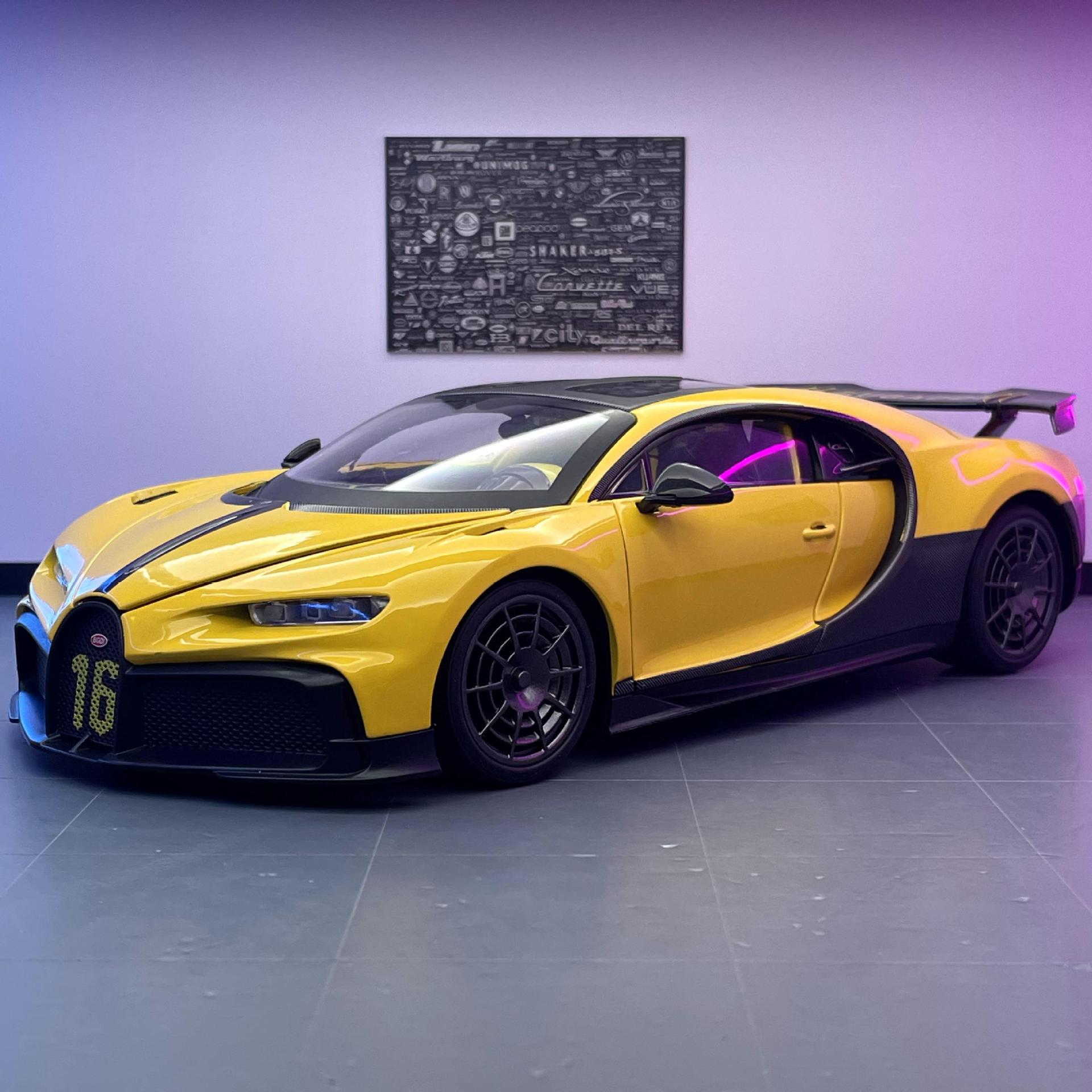 Modelo de coche de aleación Mamba negro 1:18 Bugatti Kailong coche deportivo iluminación efecto de sonido juguete modelo de coche decoración colección