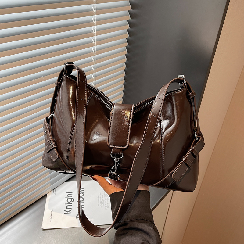 Cross-Border Trendy Retro Underarm Bag for Women, 2026 New Korean Style Fashion Light Luxury Shoulder Bag, Elegant Crossbody Bag