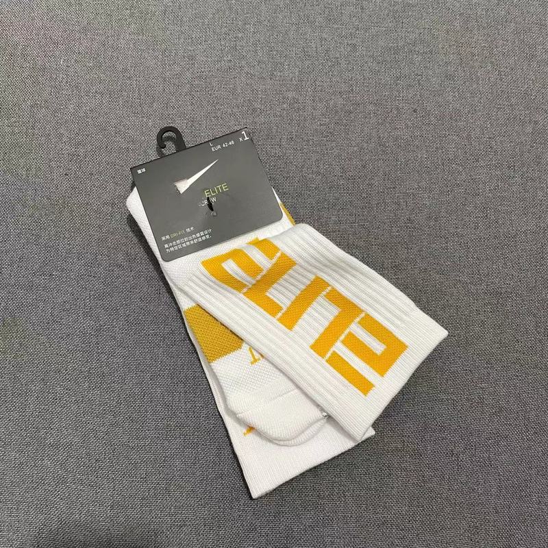 ELITEのアルファベットの高さのスポーツの靴下のアメリカのタオルの底の厚い専門のエリートのバスケットボールの靴下のファッションの靴下の男性の長い筒|undefined