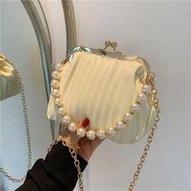 复古夹口包包女2025新款百搭珍珠链条单肩旗袍包女纯色手拿斜挎包