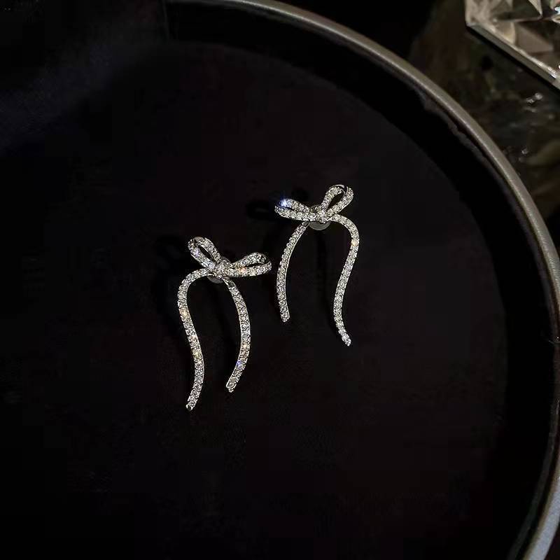 Koreanische diamantbesetzte Schleifenohrringe, süßes luxuriöses, modisches High-End-Design, Ohrringe und Accessoires_voghion.com
