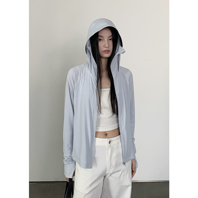 Nantao women's cape-style black vinyl hooded sun protection jacket with all-around sun protection, ice silk cooling sensation, and UV protection.