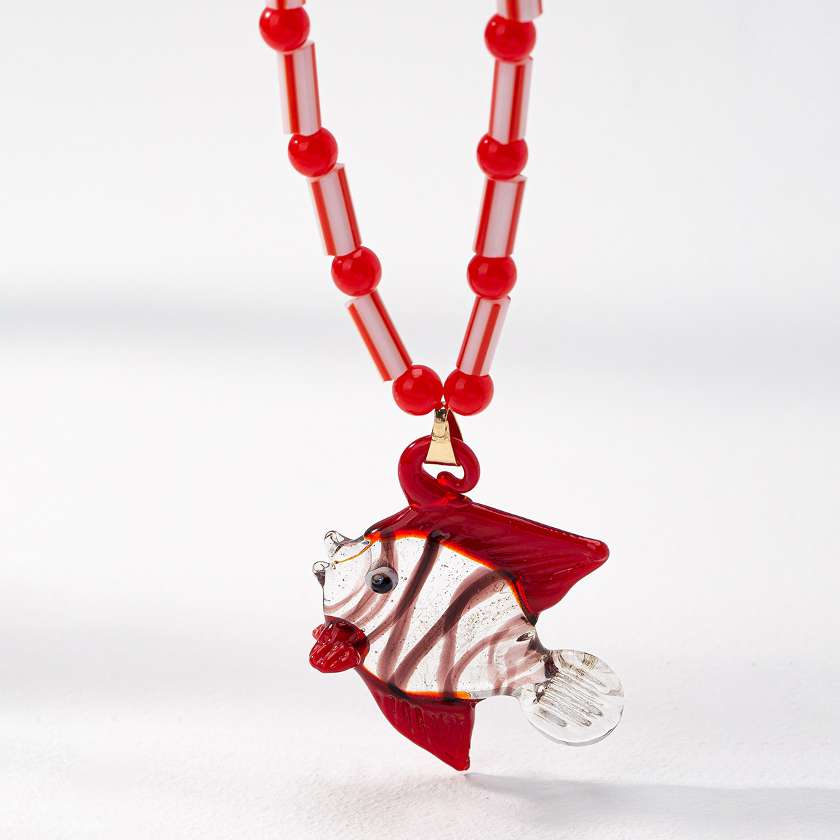 Glass Chain Material Beaded Chain Chain Type 1 Piece Quantity Casual, Holiday Occasion Cute Marine Style Fish Glass Beaded Chain Lobster Trigger Clasp Closure Beaded Necklaces Wholesale