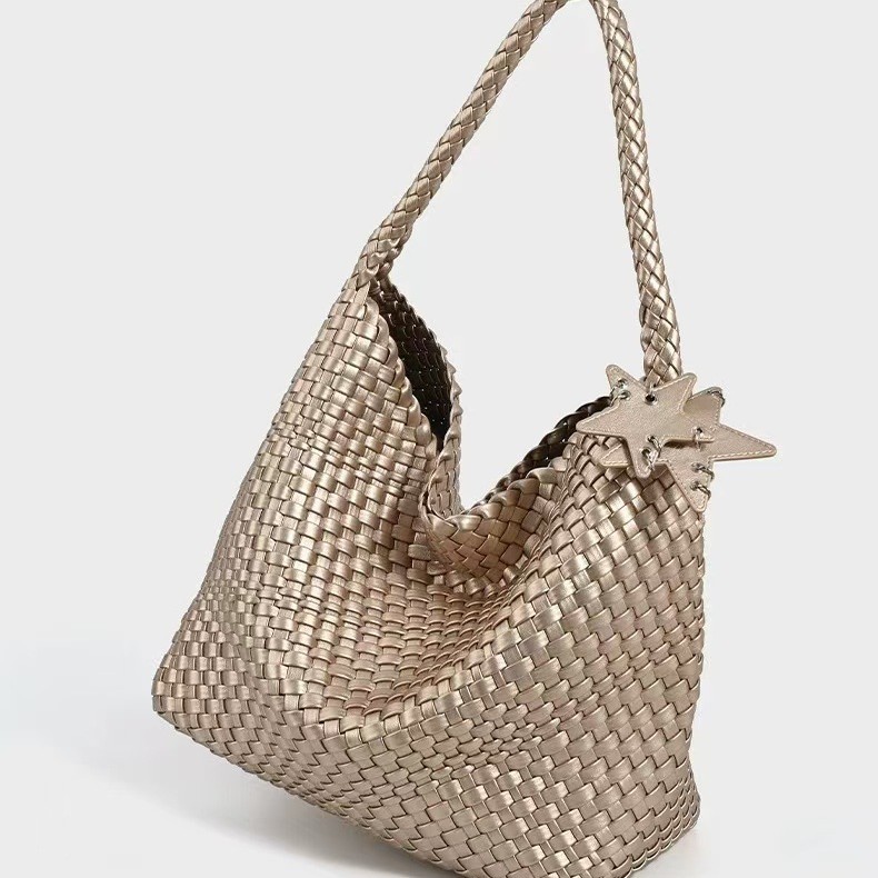 Cross-border New High-end All-match Champagne Gold Woven Tote Bag Women's Large Capacity Commuter Bucket Bag Portable Shoulder Bag